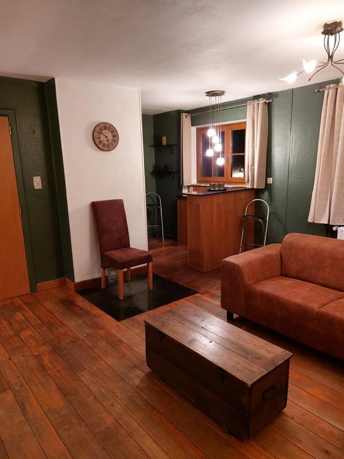 Ferienwohnung Aux Trois Petits Cochons Hotton Exterior foto